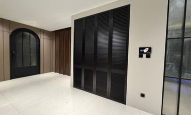 Dijual Rumah baru dengan kolam renang Darmakusuma dekat BPK Singgasana, Bintang Mulia, GBI Mekar Wangi Stairway, Rs.Immanuel, Rs.Santosa, Tol Moh.Toha