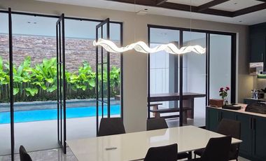 Dijual Rumah baru dengan kolam renang Darmakusuma dekat BPK Singgasana, Bintang Mulia, GBI Mekar Wangi Stairway, Rs.Immanuel, Rs.Santosa, Tol Moh.Toha