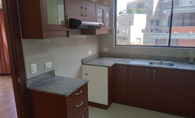 Rento Amplio Departamento, Sector González Suarez.