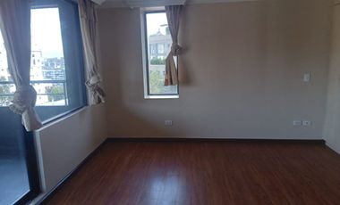 Rento Amplio Departamento, Sector González Suarez.