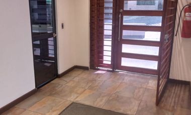 Rento Amplio Departamento, Sector González Suarez.