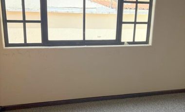 Elegante villa en venta con 546m2T sector Ordóñez Lasso Cuenca Ec.