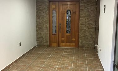 CASA EN FRACCIONAMIENTO ERANDENI I