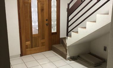 CASA EN FRACCIONAMIENTO ERANDENI I