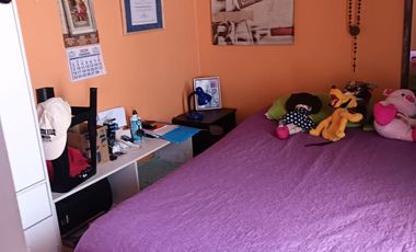 Casa En Venta cerca Metro estacion Santiago Bueras