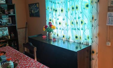 Casa En Venta cerca Metro estacion Santiago Bueras