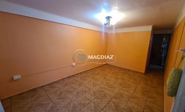 Casa En Venta cerca Metro estacion Santiago Bueras