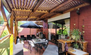 Excelente propiedad ubicada en el sector El Bosque $ 298.000.000