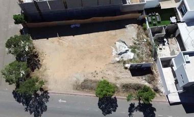 TERRENO EN VENTA EN HACIENDA AGUA CALIENTE