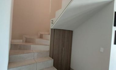 ZAKIA DUPLEX PA CON ROOF GARDEN 3REC/BAÑO ALBERCA GYM SALIDA AEROPUERTO/JURIQUILLA/CENTRO