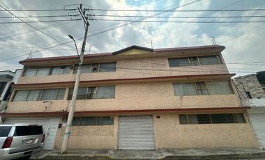Casa 4 recamaras y edificio 10 consultorios en colon toluca y las torres