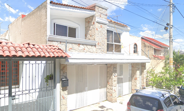 VENTA DE CASA EN JALISCO COL JARDINES ALCALDE GUADALAJARA