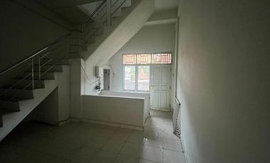 DIJUAL TOWNHOUSE JALAN SERSAN WAHAB PALEMBANG