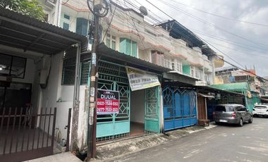 DIJUAL TOWNHOUSE JALAN SERSAN WAHAB PALEMBANG