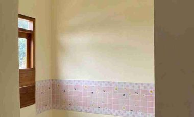 Rumah minimalis Cantik Beji Tinggal Finishing jadi 2 lt ,Murmer Harga ALL IN KPR/CASH 5 menit tol kukusan depok City Jawa barat bisa masuk mobil