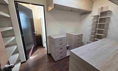 Casa en la Floresta en Bosques del Lago