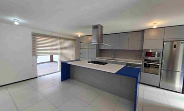 Casa en la Floresta en Bosques del Lago