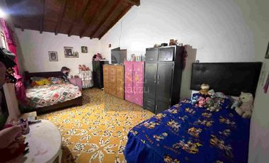 Casa de segundo piso en Urbanización abierta La Ceja