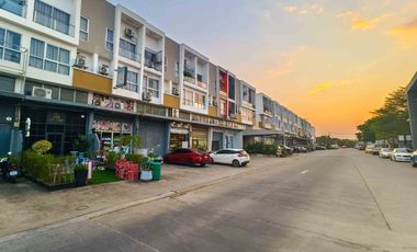 Urgent Sale! House-Sized Condo! Sun to Moon Residence (Ayutthaya): 53 sq.m. unit near Rojana, Hi-Tech, Big C, and Central.