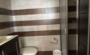 EXCELENTE DEPARTAMENTO AMUEBLADO Y EQUIPADO