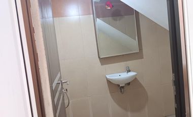 RUMAH BAGUS MINIMALIS MODERN 2 LANTAI DEKAT TOL, UNIVERSITAS SIAP HUNI DI SUTAMI BANDUNG