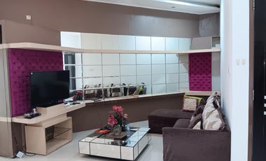 RUMAH BAGUS MINIMALIS MODERN 2 LANTAI DEKAT TOL, UNIVERSITAS SIAP HUNI DI SUTAMI BANDUNG