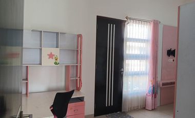 RUMAH BAGUS MINIMALIS MODERN 2 LANTAI DEKAT TOL, UNIVERSITAS SIAP HUNI DI SUTAMI BANDUNG