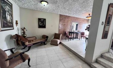 En Venta Casa en Cdla Los Ceibos, Sta Cecilia