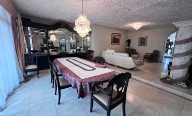 En Venta Casa en Cdla Los Ceibos, Sta Cecilia