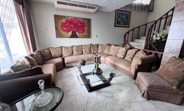 En Venta Casa en Cdla Los Ceibos, Sta Cecilia