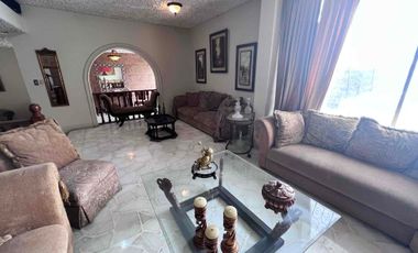 En Venta Casa en Cdla Los Ceibos, Sta Cecilia