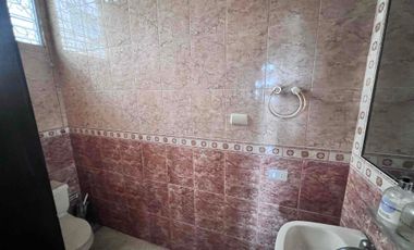 En Venta Casa en Cdla Los Ceibos, Sta Cecilia