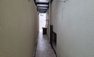 Casa de alquiler en Urbanización Villa Club, 3 dormitorios con baño propio.