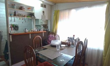 Acogedora propiedad pareada Pasaje San Francisco $ 130.000.000.