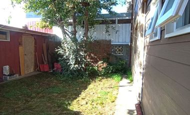 Acogedora propiedad pareada Pasaje San Francisco $ 130.000.000.