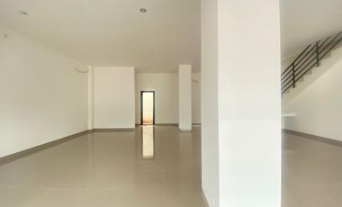 Disewakan Ruko Conifera – 3 Lantai, 2 Unit Gandeng (Open Space), (007)