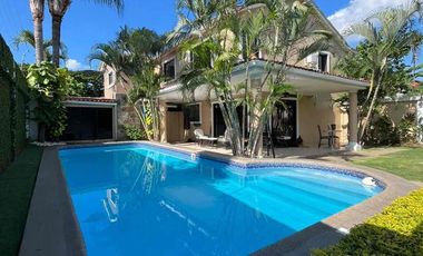 Se alquila casa con vista al manglar en Puerto Azul