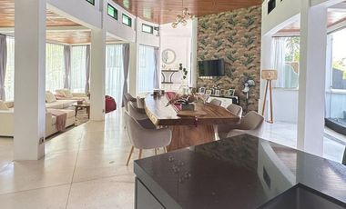 DIJUAL VILLA MEWAH – BUKIT NUSA DUA