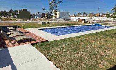 venta de departamento planta alta, 3 habitaciones, fraccionamiento Zirandaro, San Miguel de Allende