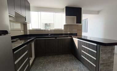 VENDO DEPARTAMENTO EN SURCO UR, LA LIBERTAD