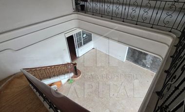 RUANG USAHA SIAP PAKAI LOKASI STRATEGIS AREA KULINER DI SUTAMI BANDUNG