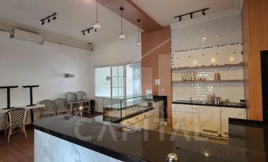 RUANG USAHA SIAP PAKAI LOKASI STRATEGIS AREA KULINER DI SUTAMI BANDUNG