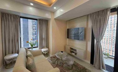 FOR SALE: Large 1BR with Balcony with Seaview in Mandani Bay Cebu. Interior Designed with Extra Maid’s Room.