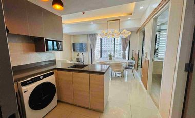 FOR SALE: Large 1BR with Balcony with Seaview in Mandani Bay Cebu. Interior Designed with Extra Maid’s Room.