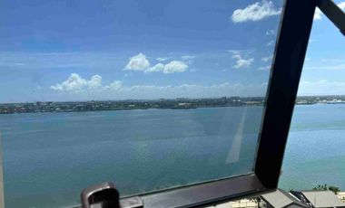 FOR SALE: Large 1BR with Balcony with Seaview in Mandani Bay Cebu. Interior Designed with Extra Maid’s Room.