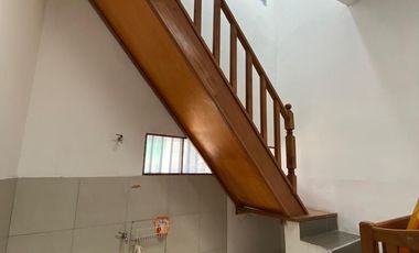 RUMAH LUAS NYAMAN TERAWAT 2 LANTAI SIAP HUNI DI SARIWANGI BANDUNG