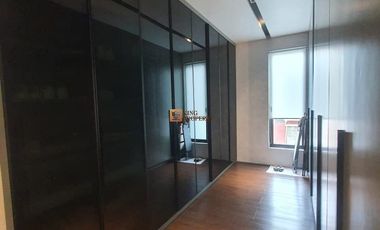 Strategis dekat akses toll!finishing premium, Private Pool Nego sampai jadi Jual cepat Rumah siap huni di Puri Mansion