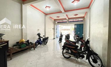RUMAH DAN RUANG USAHA DI SOLO UTARA DEKAT ASRAMA HAJI DONOHUDAN