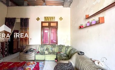RUMAH DAN RUANG USAHA DI SOLO UTARA DEKAT ASRAMA HAJI DONOHUDAN