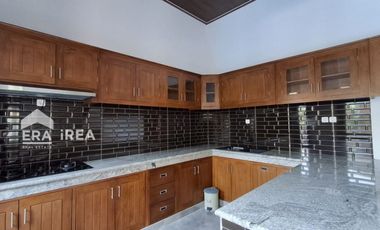 RUMAH DIJUAL DI OGJA DEKAT STADION MANDALA KRIDA